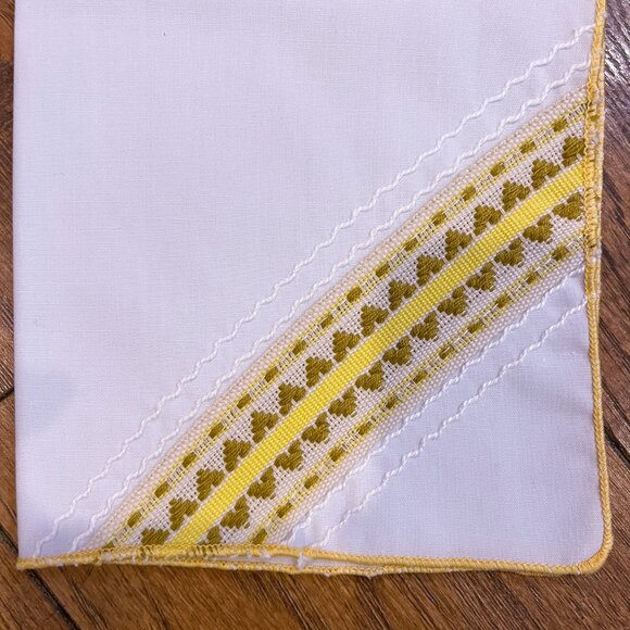 Vintage Nice Crisp Linen Rectangular Tablecloth & 6 Napkins with embroidery - Picture 4 of 8